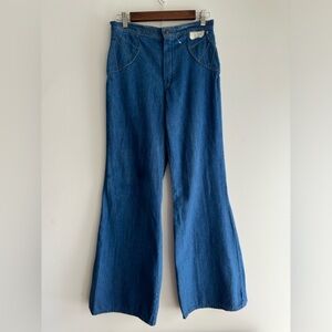 70s Vintage Deadstock 100% Cotton Medium Wash Low Rise Bell Bottom Jeans